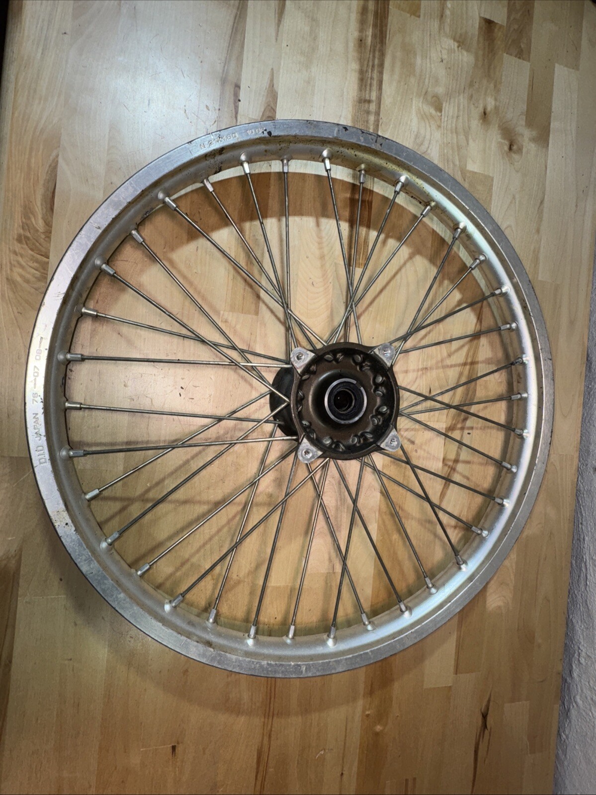 KAWASAKI D.I.D OEM 06-18 KX250F KX450F 06-13 KX125 KX250 FRONT WHEEL