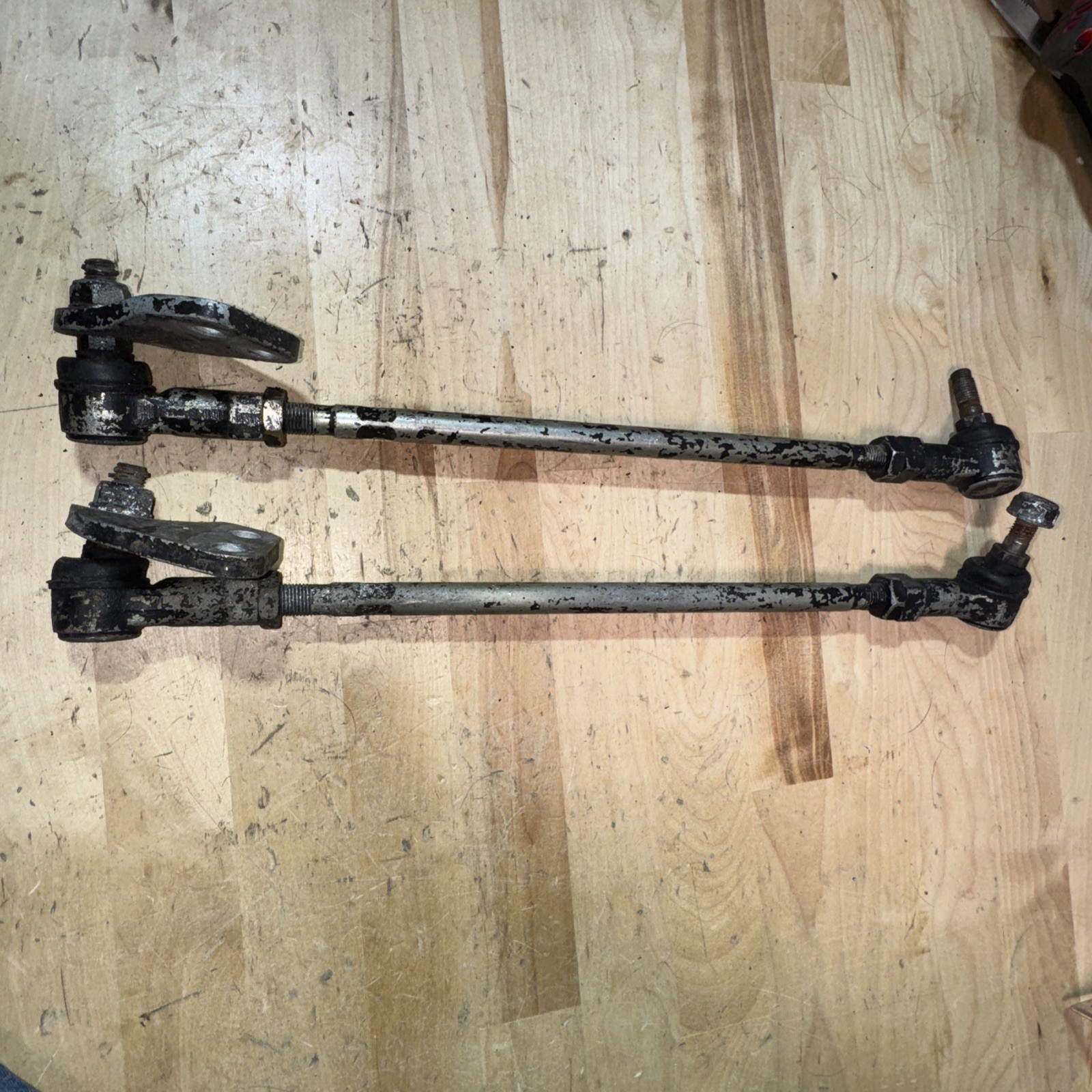1987 HONDA TRX250R Tie Rod Set Pair With Steering Brackets 2