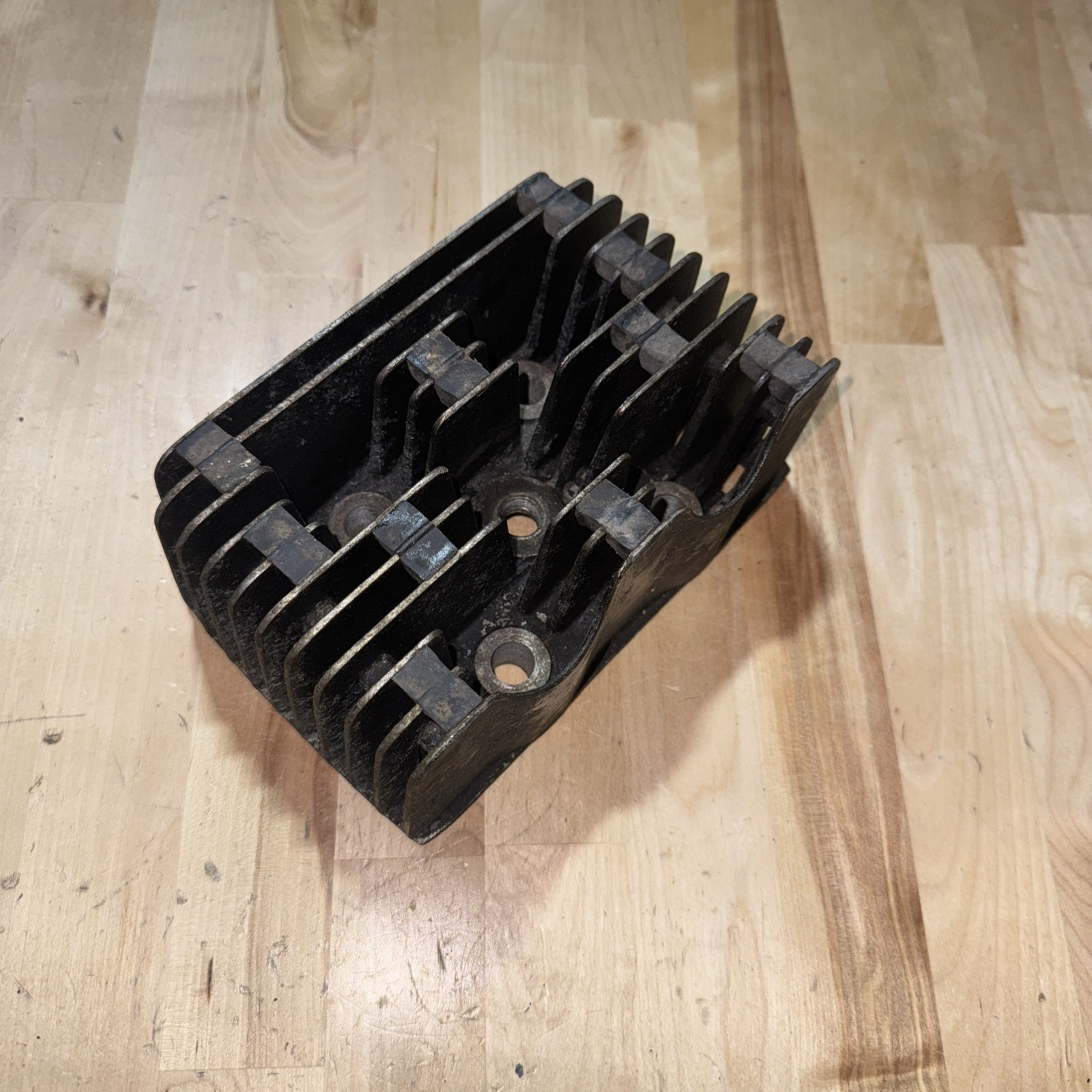 Yamaha Vintage OEM RD250 RD 250 Cylinder Head 2