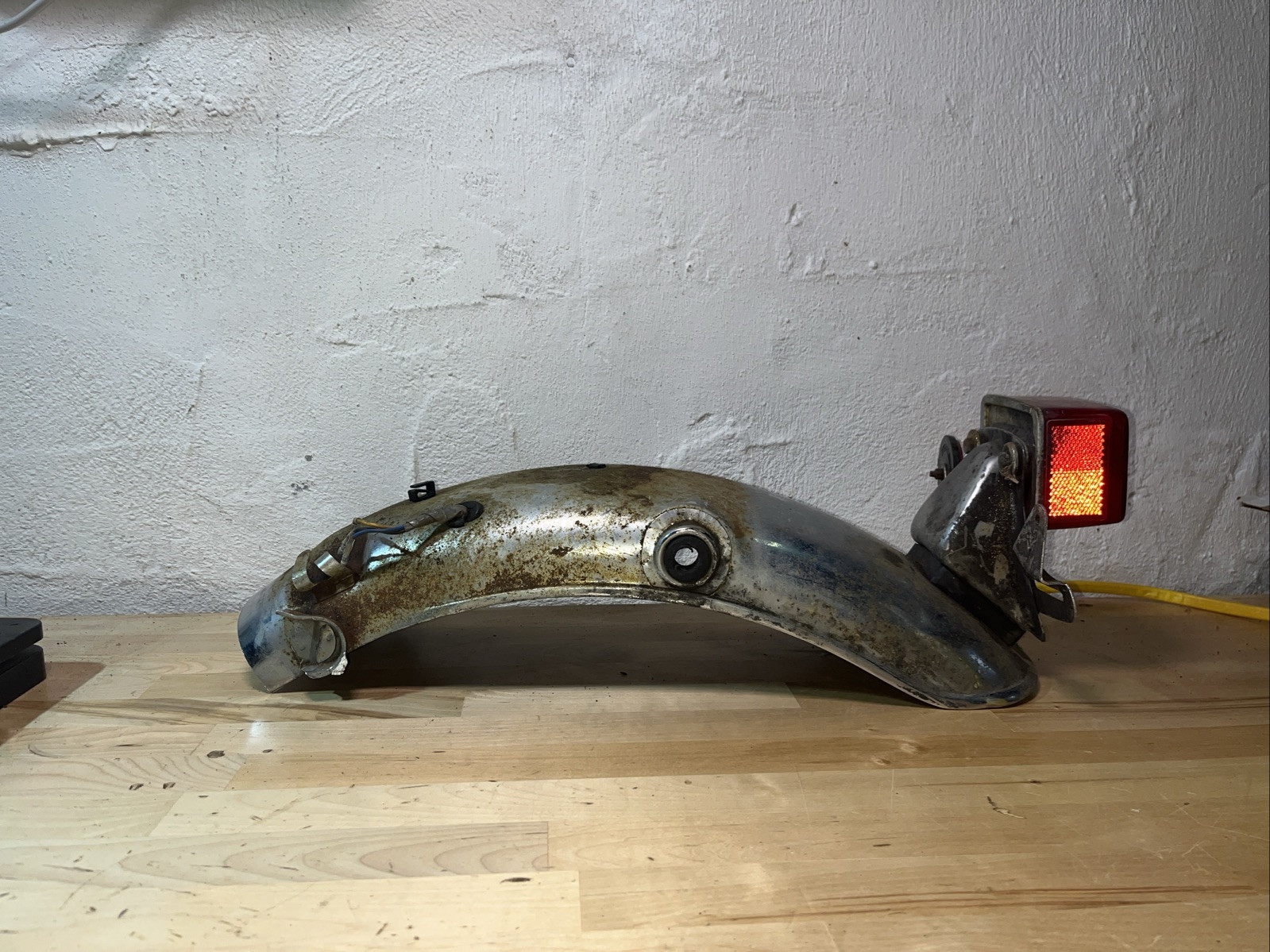 Yamaha SR500 Rear Fender & Tail Light 1980 SR500 4R8 Vintage  SR 500