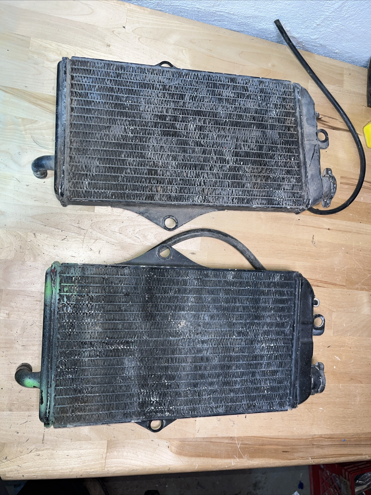 Pair Of Yamaha YFZ350 Banshee Radiator OEM  #7083