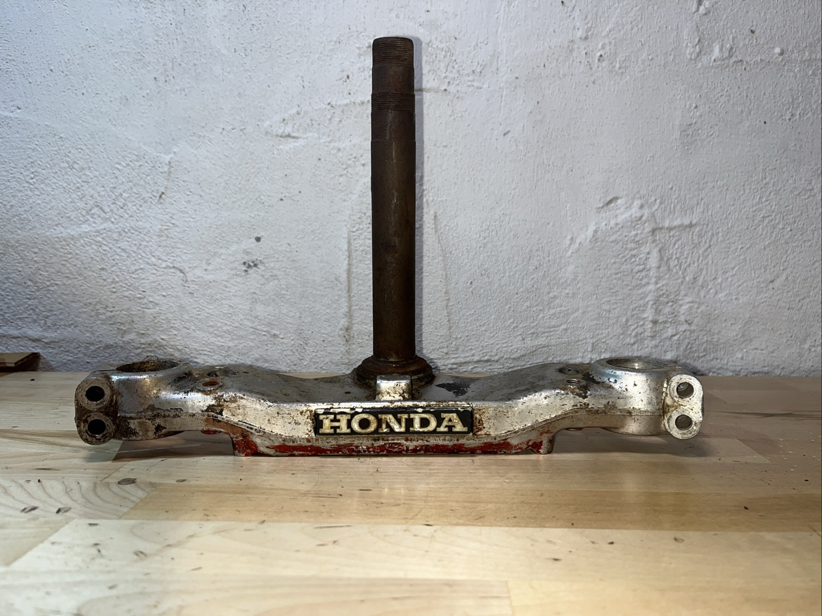 ATC 200X HONDA ATC 200X 1984 LOWER TREE CLAMP