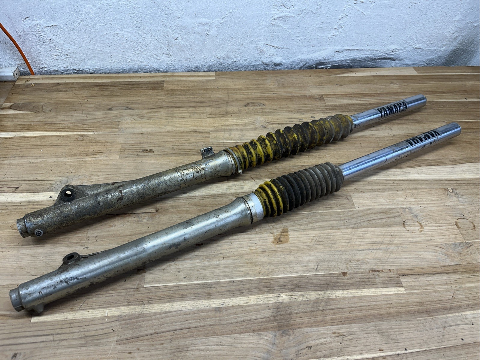 1978 Yamaha YZ 100E #B223 Front Forks Shocks