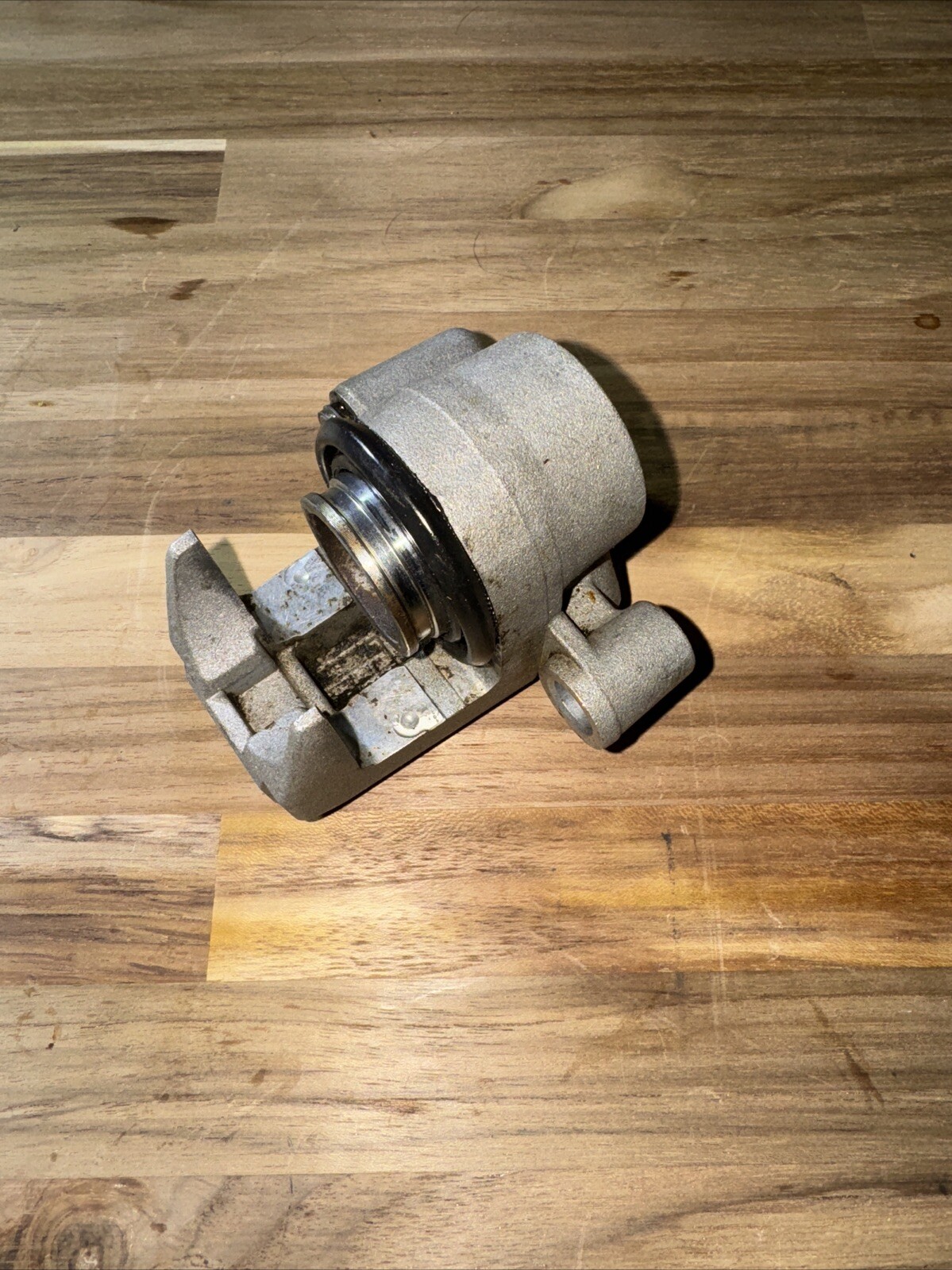 1992 Suzuki RM80 RM 80 OEM REAR BRAKE CALIPER BRACKET