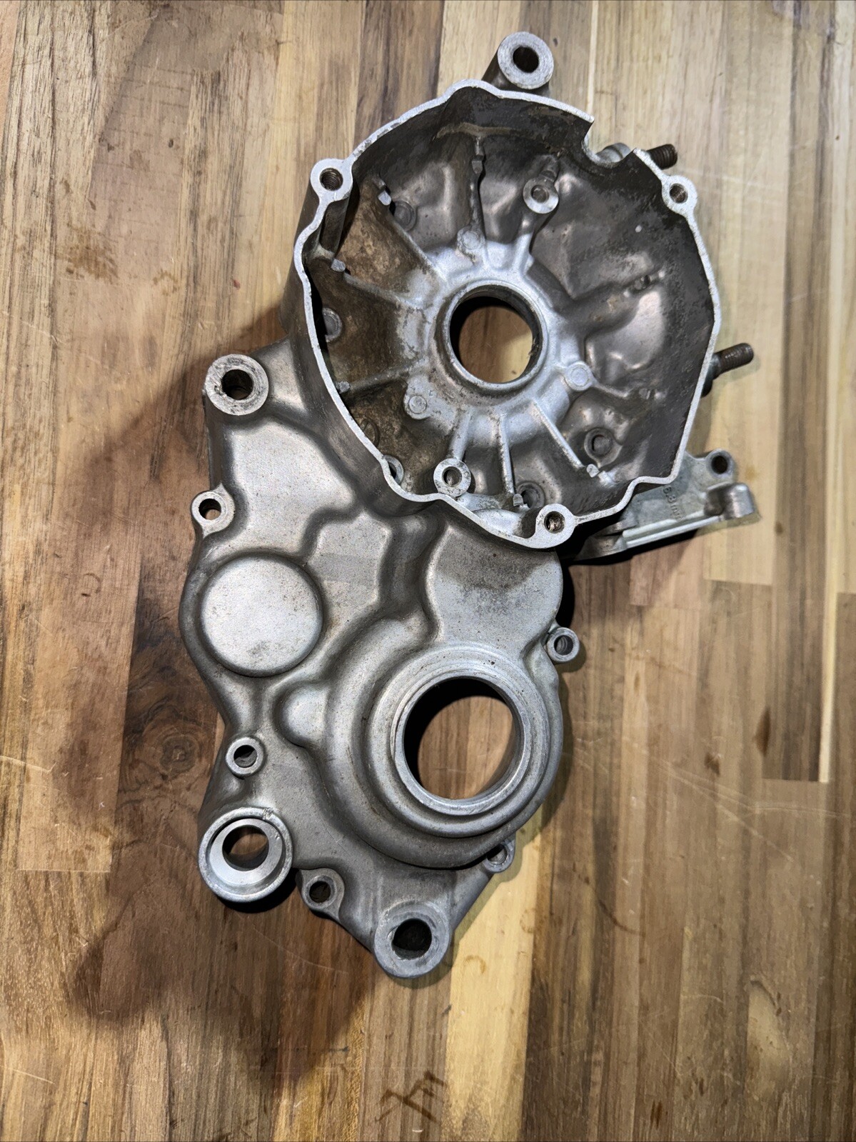 2001 Suzuki RM80 RM 80 OEM LEFT ENGINE CRANK CASE CRANKCASE 86-01