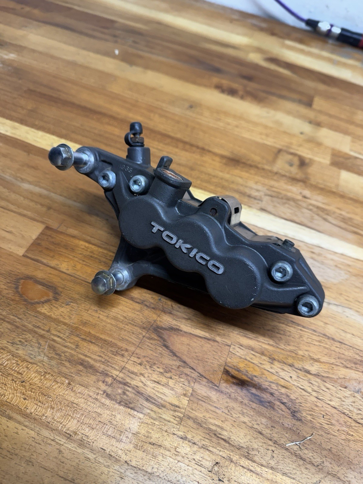 1998 1999 Kawasaki Ninja ZX9R ZX900C OEM Tokico Brake Caliper ZX9 900 Ninja