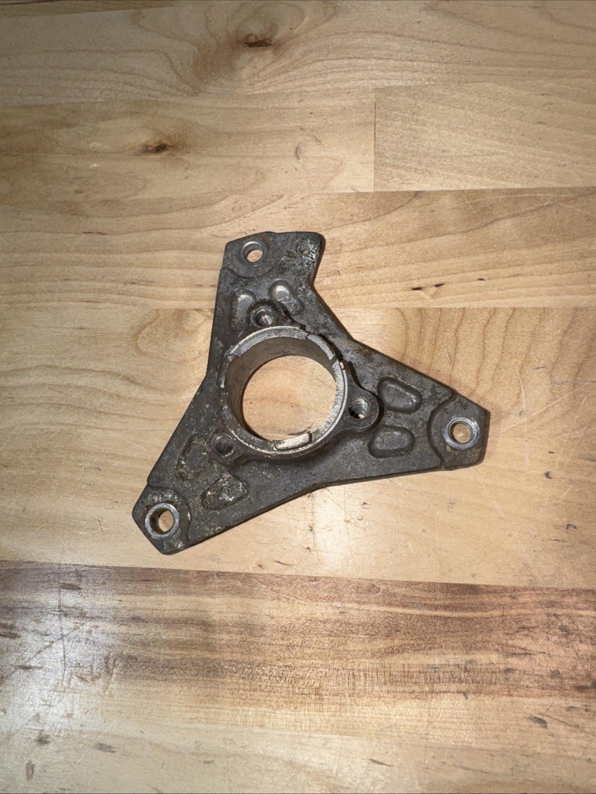 Honda TRX250R TRX 250R Stator Mount Plate Bracket Holder